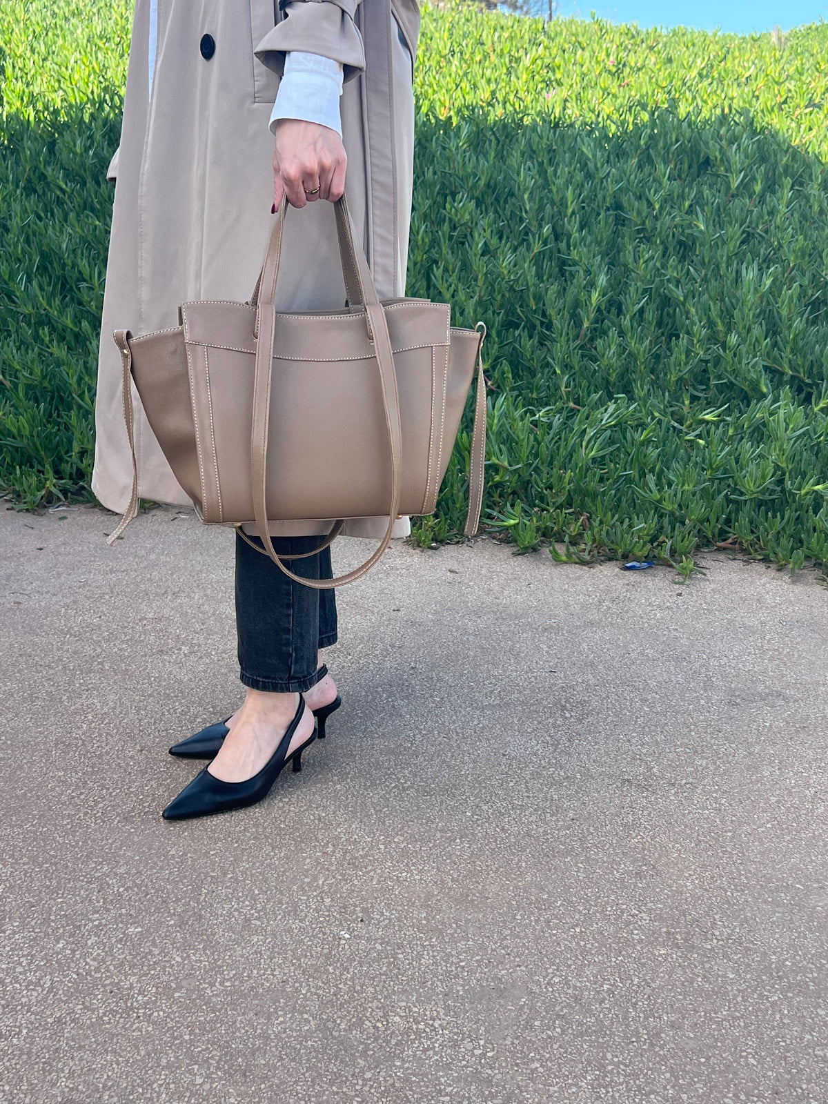 TAG-02-BEIGE